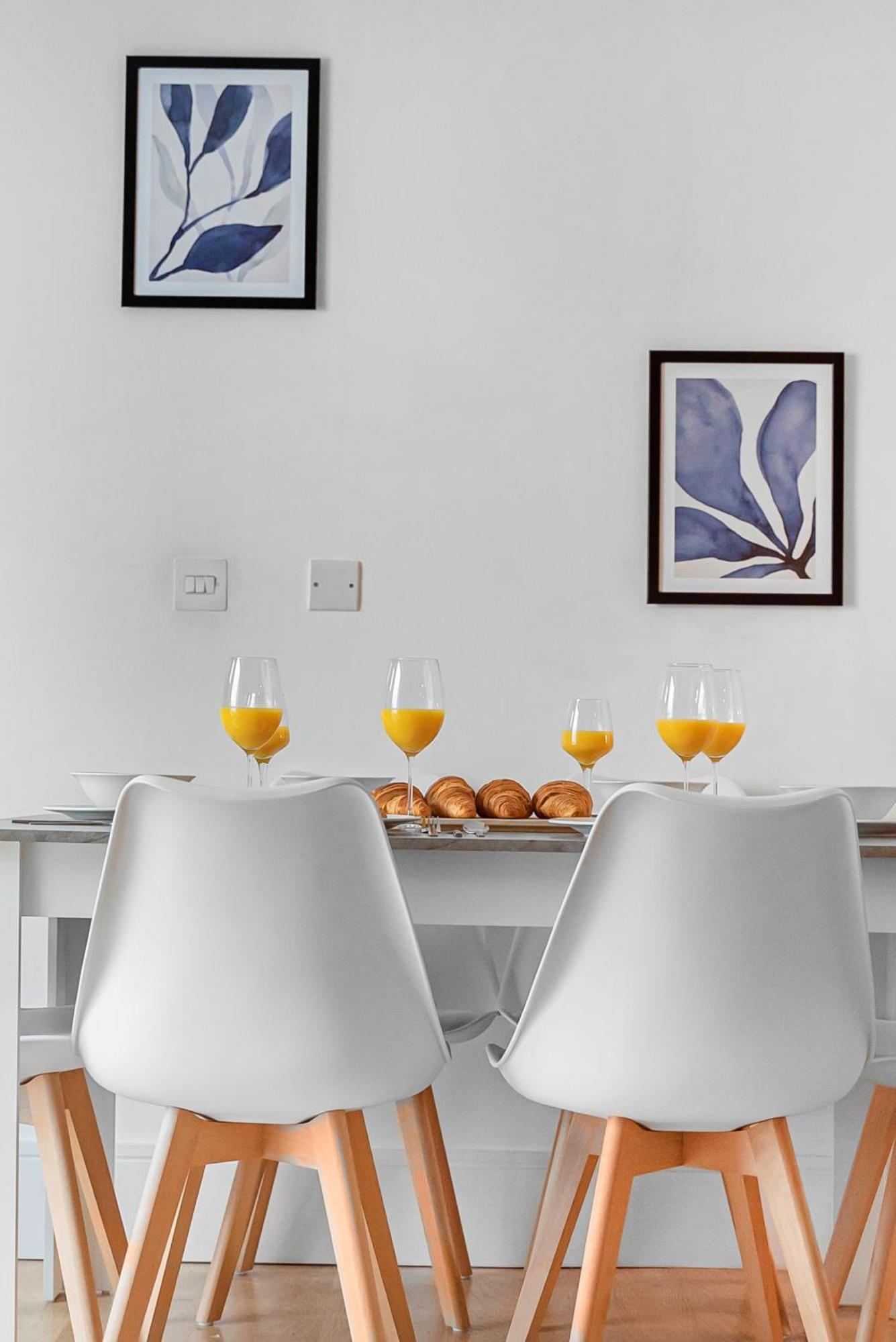 King'S Cross - 2Br With Terrace - Cityapartmentstay London Bagian luar foto